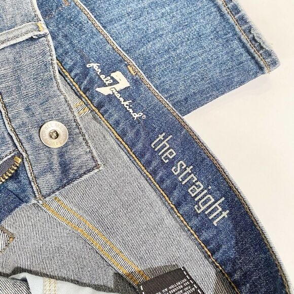 7 for All Mankind straight leg light wash jean - Picture 5 of 9